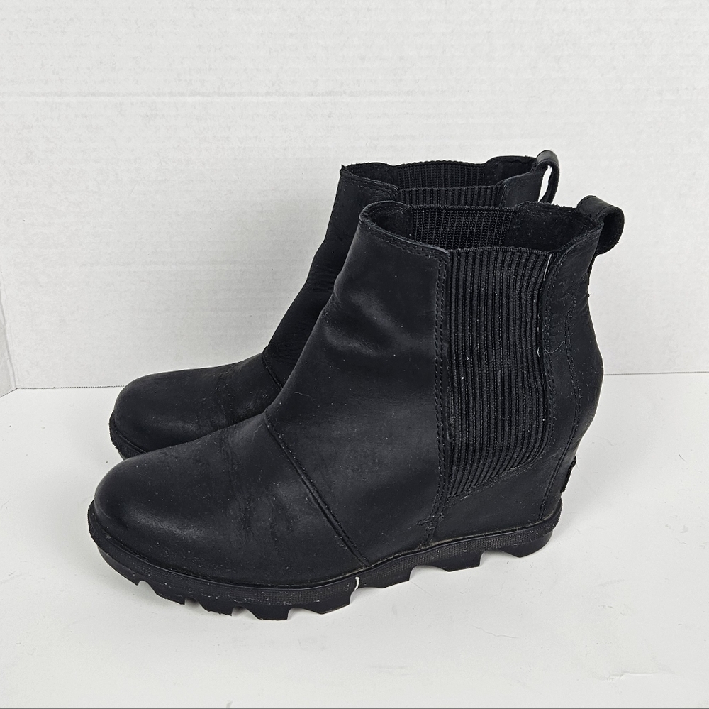 Sorel Joan Of Arctic ll Wedge Black Leather Chelsea Boots Size 6.5